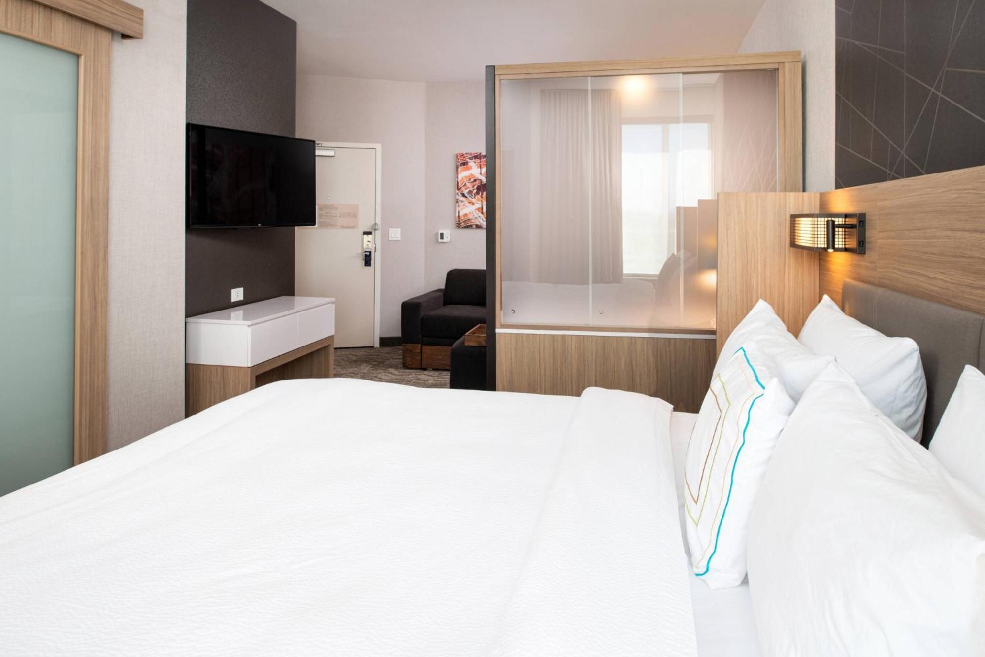 Springhill Suites By Marriott Kansas City Northeast Exteriör bild